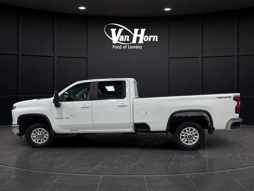 Summit White 2024 Chevrolet Silverado 2500 LT