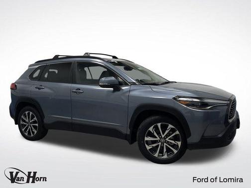 2024 Toyota Corolla Cross XLE
