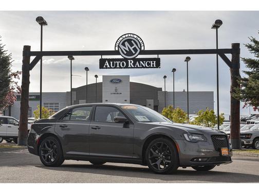 2022 Chrysler 300 S