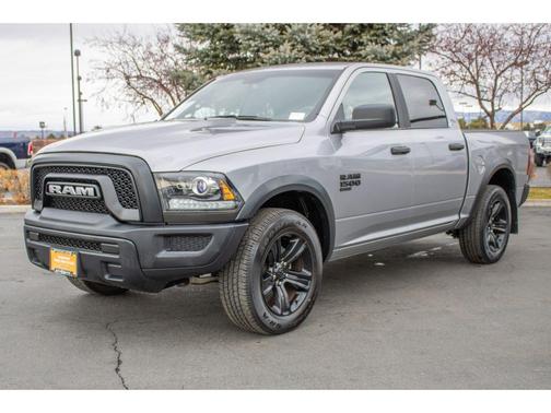 2024 RAM 1500 Classic SLT