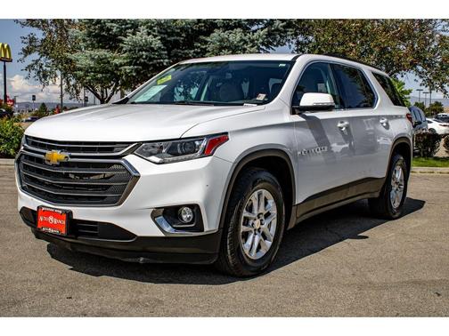 2020 Chevrolet Traverse LT Cloth
