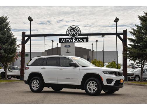 2024 Jeep Grand Cherokee Laredo