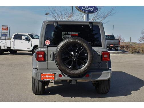 2023 Jeep Wrangler Sahara