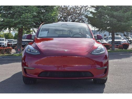 2025 Tesla Model Y Long Range
