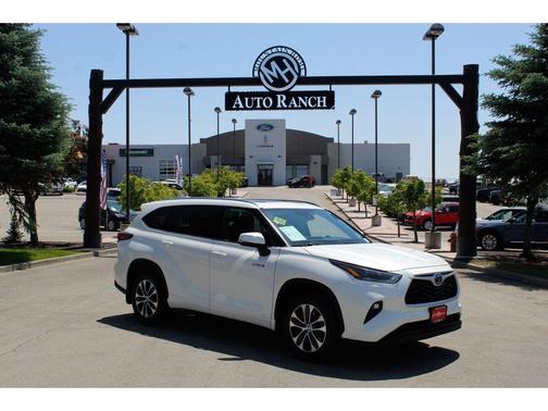 2021 Toyota Highlander Hybrid XLE