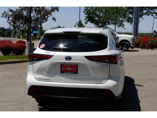 2021 Toyota Highlander Hybrid XLE