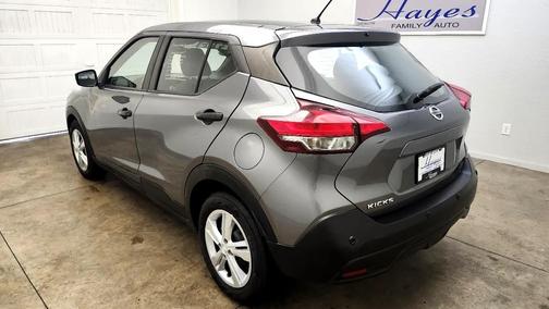 2020 Nissan Kicks S