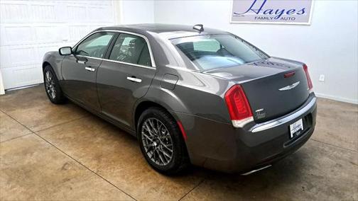 2016 Chrysler 300 S