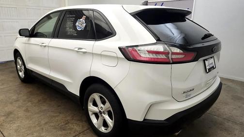 2020 Ford Edge SE