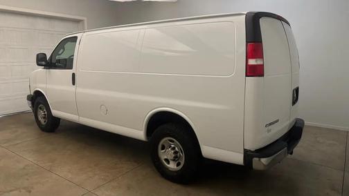 Pearl White 2020 Chevrolet Express 2500 LT