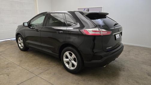 2020 Ford Edge SE