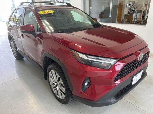 2022 Toyota RAV4 XLE Premium
