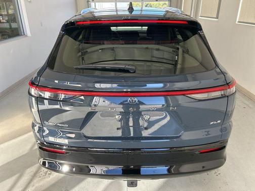 2025 Toyota Crown Signia XLE