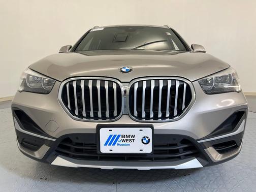 2022 BMW X1 sDrive28i