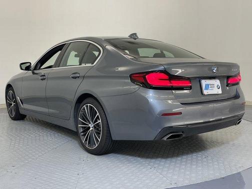 2022 BMW 540 i