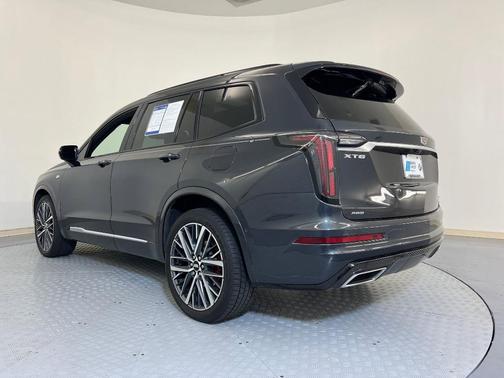 2022 Cadillac XT6 Sport AWD