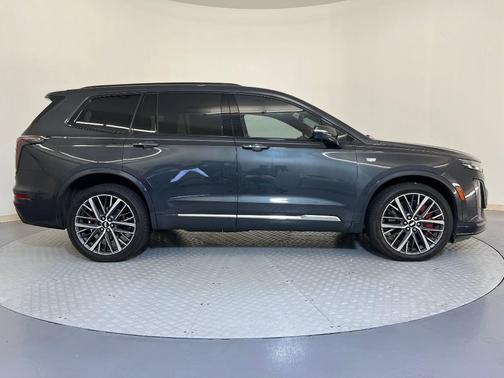 2022 Cadillac XT6 Sport AWD