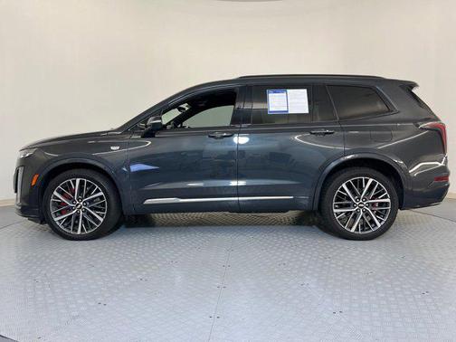 2022 Cadillac XT6 Sport AWD