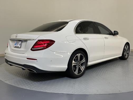 2018 Mercedes-Benz E-Class E 300