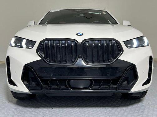 2026 BMW X6 xDrive40i