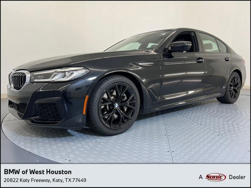 2022 BMW 530 i