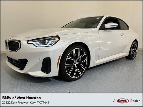 2024 BMW 230 i
