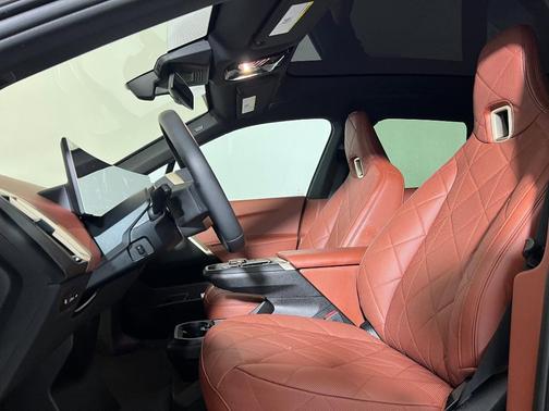 2026 BMW iX xDrive60
