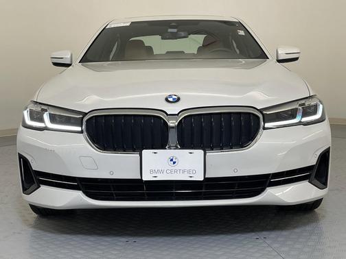 2022 BMW 540 i