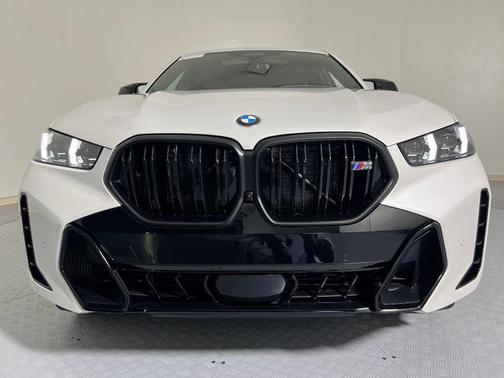 2026 BMW X6 M60i