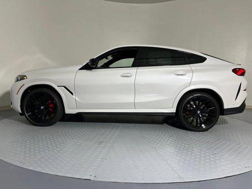 2026 BMW X6 M60i