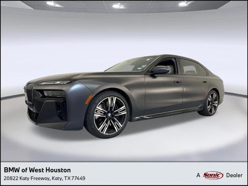 2023 BMW 760 760i xDrive