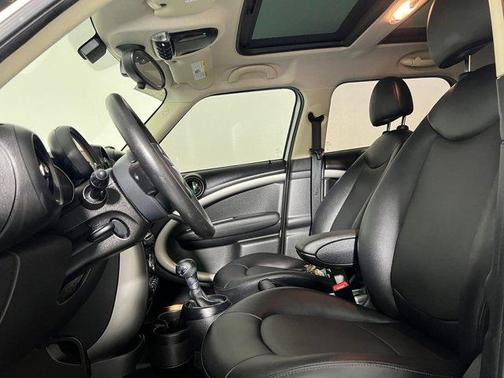 2016 MINI Countryman Cooper