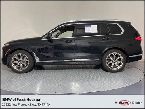 2025 BMW X7 xDrive40i