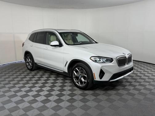 Mineral White Metallic 2023 BMW X3 sDrive30i
