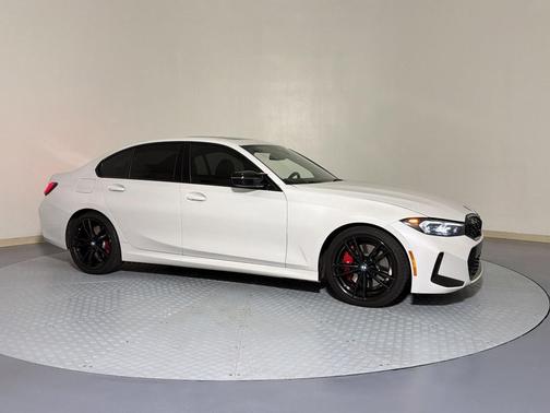 Mineral White Metallic 2024 BMW M340 i