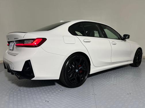 2026 BMW 330 i NA