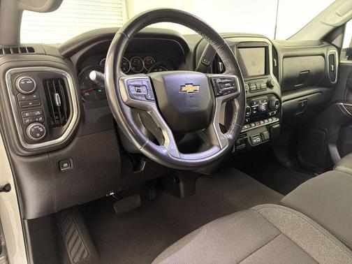 Silver Ice Metallic 2022 Chevrolet Silverado 3500 LT