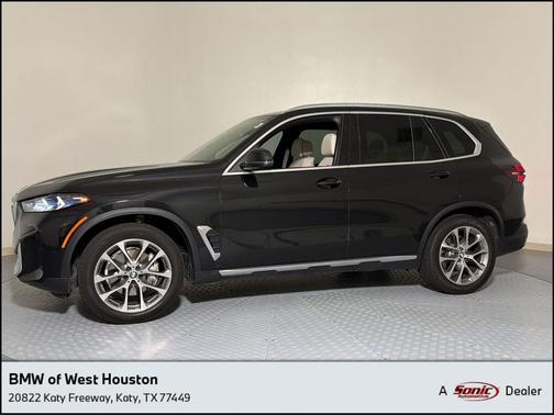 Black Sapphire Metallic 2024 BMW X5 sDrive40i