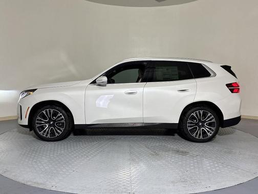 Mineral White Metallic 2026 BMW X3 30 xDrive