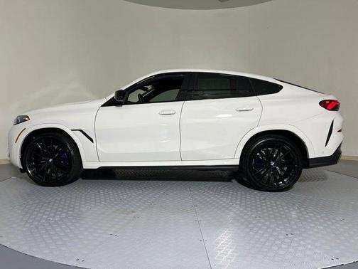 2026 BMW X6 M60i