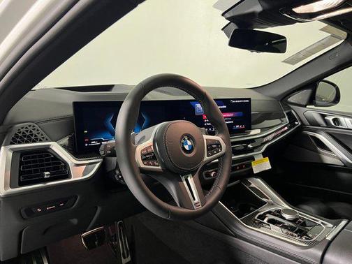 2026 BMW X6 M60i