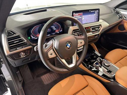 Gray 2025 BMW X4 xDrive30i