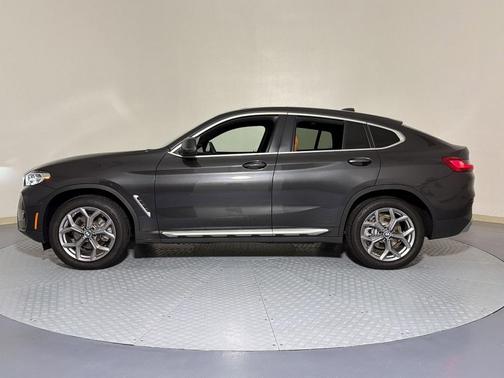 Gray 2025 BMW X4 xDrive30i
