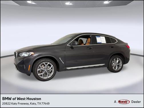 Gray 2025 BMW X4 xDrive30i