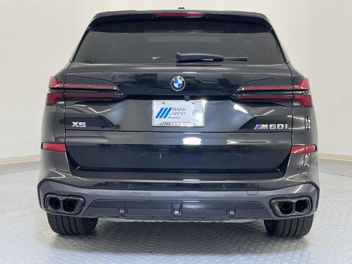 2025 BMW X5 M60i