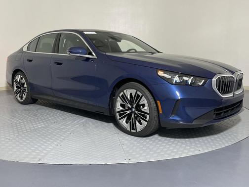 2026 BMW 530 i xDrive