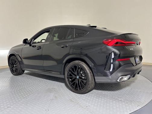 Black Sapphire Metallic 2026 BMW X6 xDrive40i