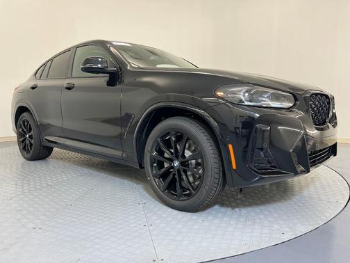 2025 BMW X4 xDrive30i