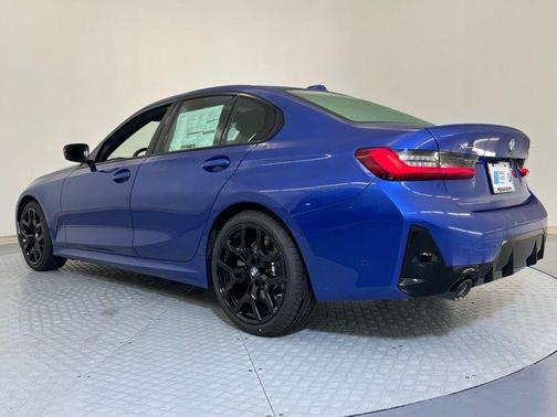 2026 BMW 330 I XDrive NA