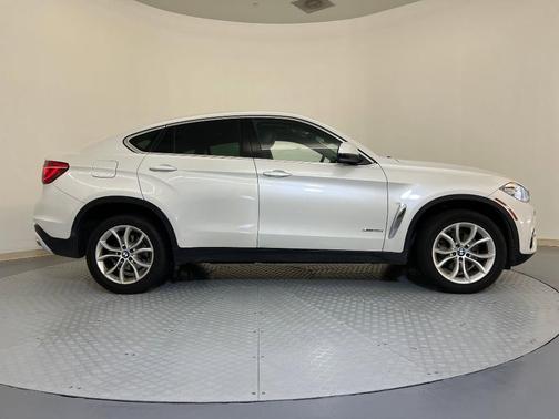 2015 BMW X6 xDrive35i